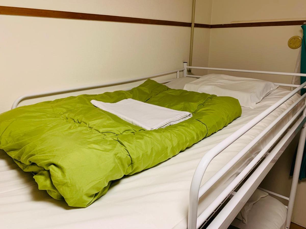 Guesthouse Shiawase Eki Φουκουόκα Εξωτερικό φωτογραφία