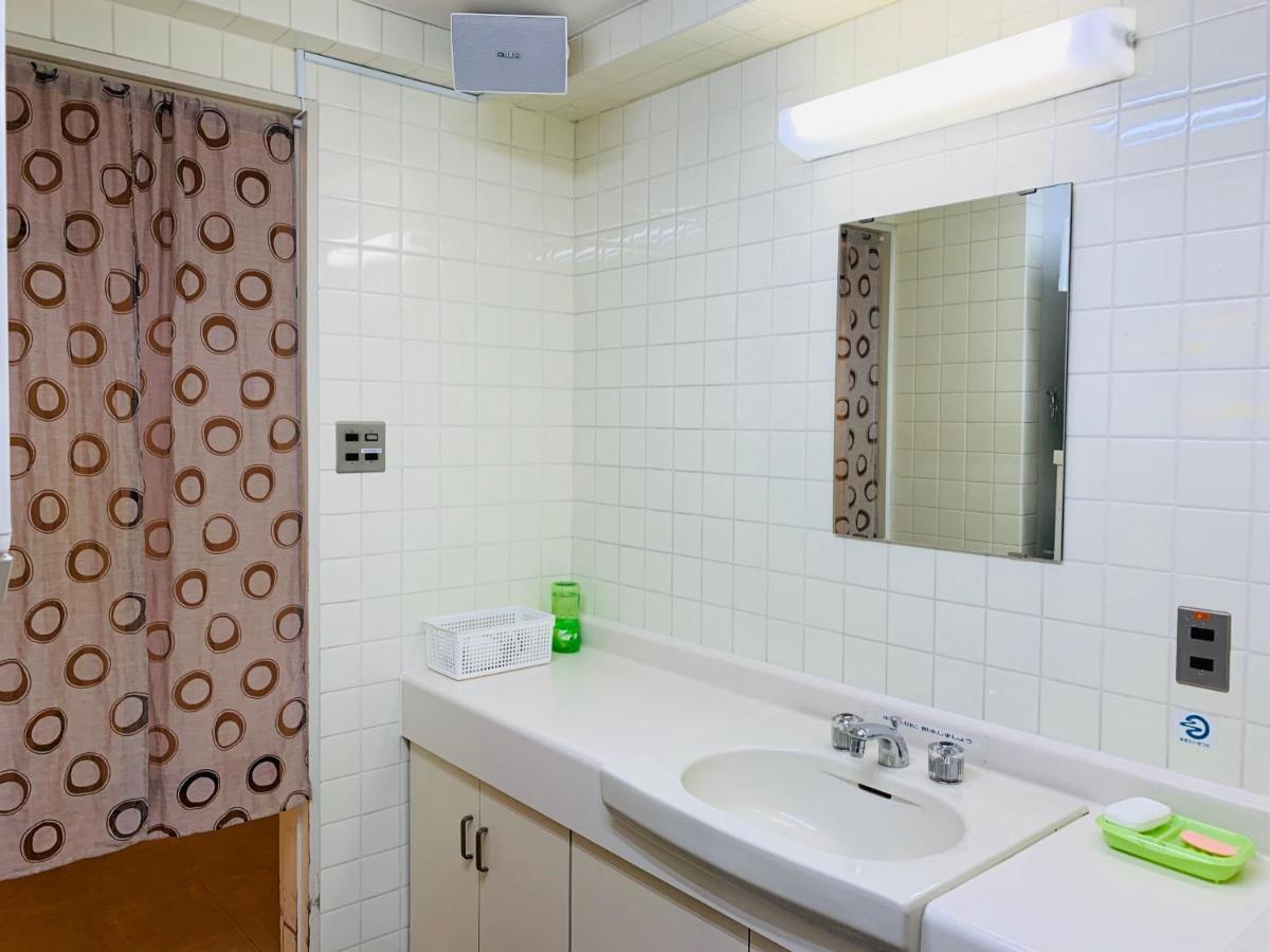 Guesthouse Shiawase Eki Φουκουόκα Εξωτερικό φωτογραφία